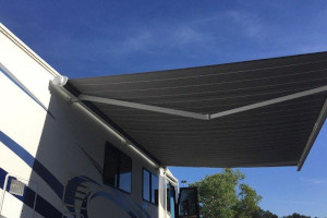 store exterieur monobloc 2m store monobloc 2m